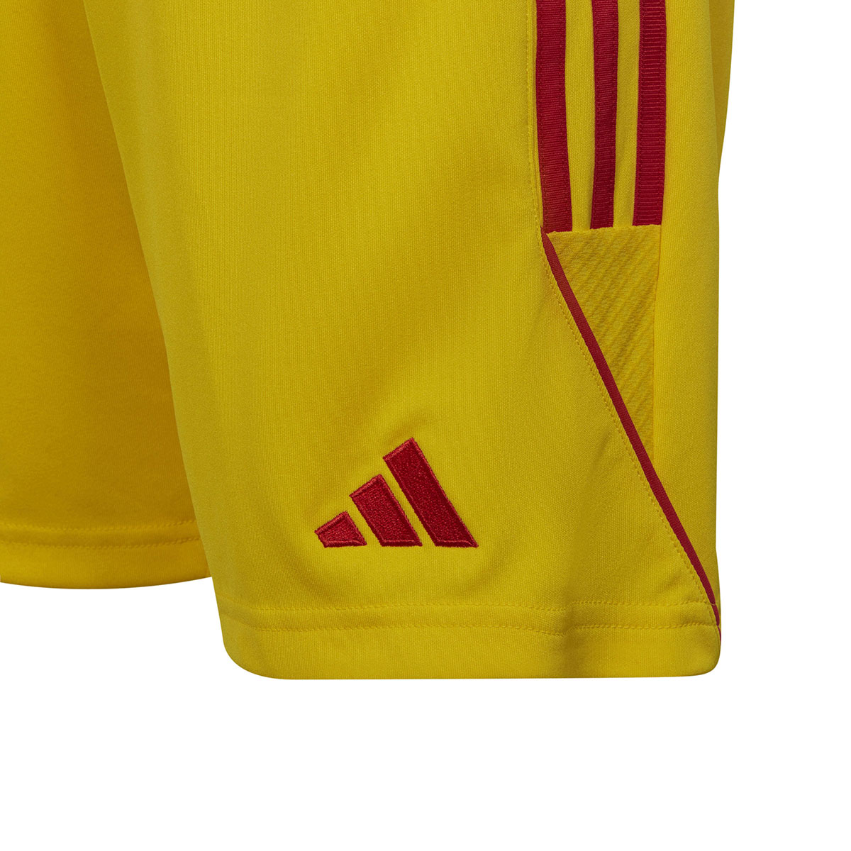 Adidas Kinder Shorts Tiro 23 gelb-rot